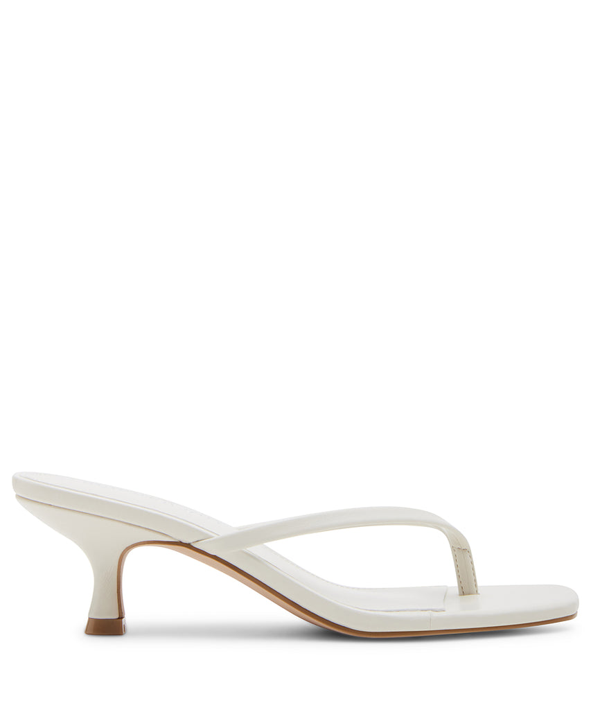 Sandalias planas Charlenne Hueso
