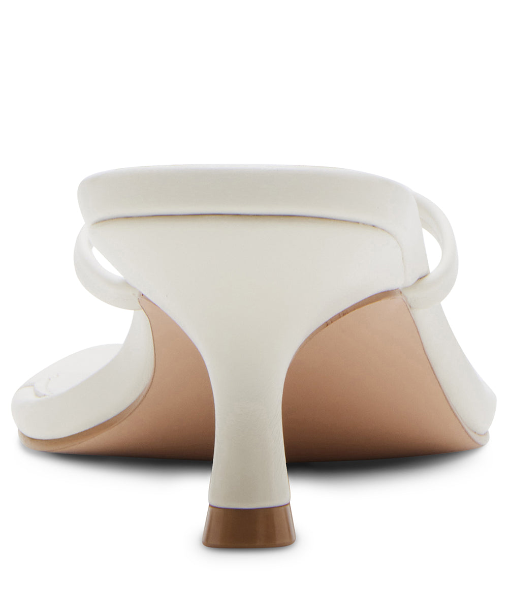 Sandalias planas Charlenne Hueso - view 5