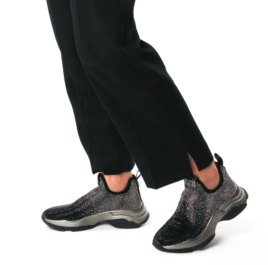 Tenis Mythical Negros