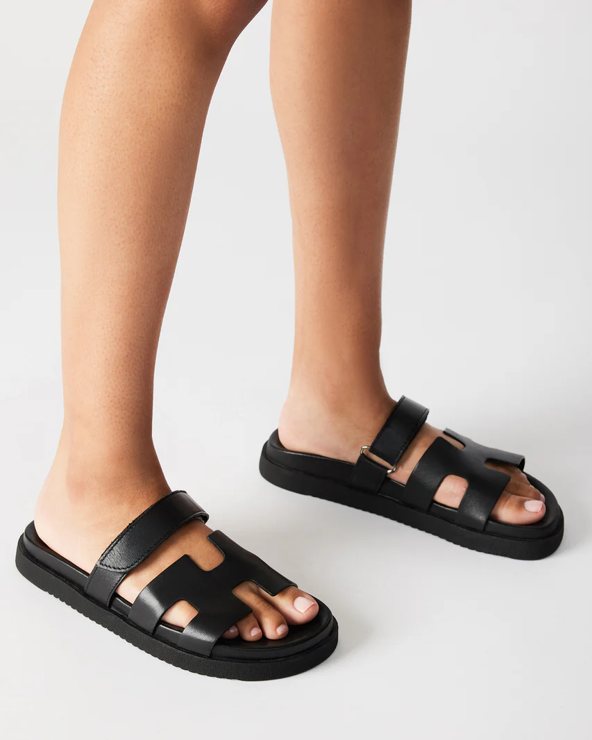 Sandalias Planas Mayven Negras