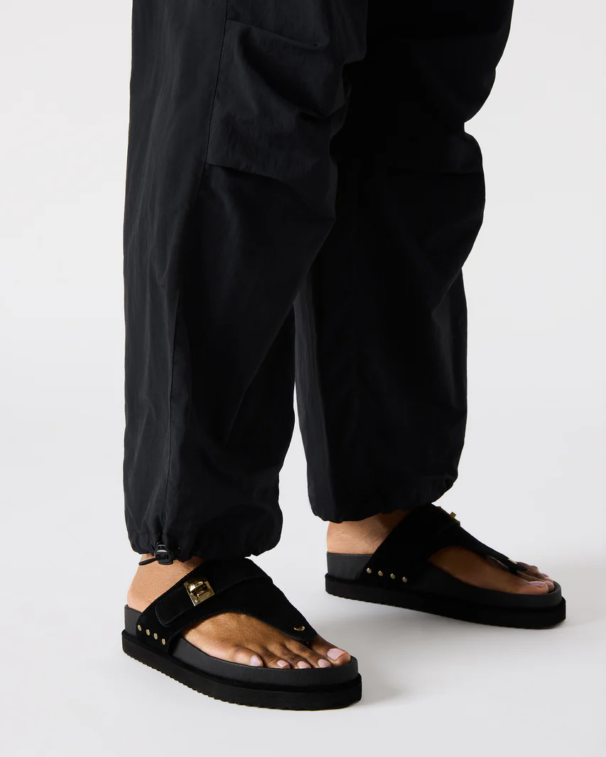 Sandalias Planas Thona Negras